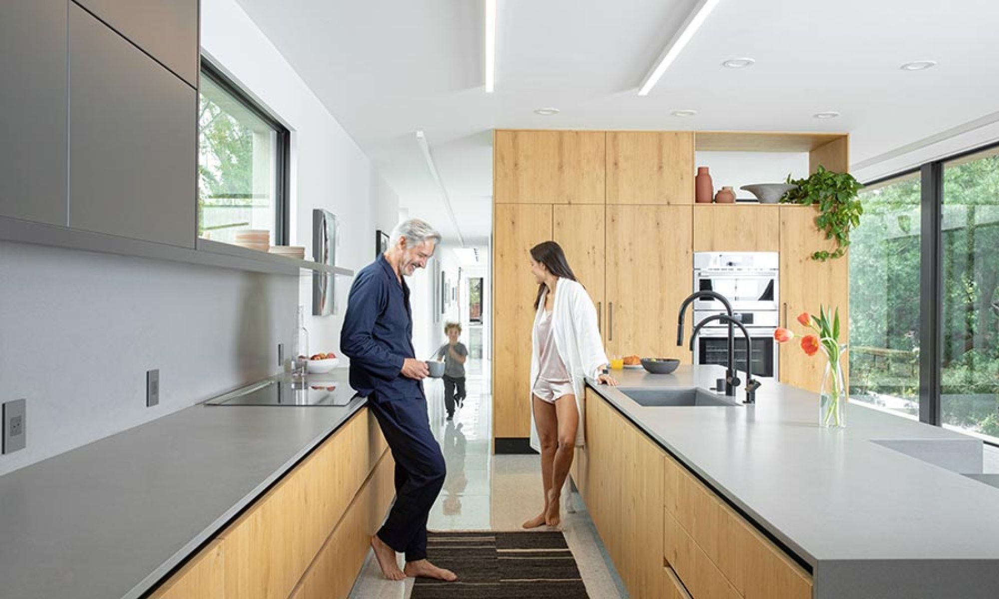 Smart kitchen with integrated lighting and connected home technology
